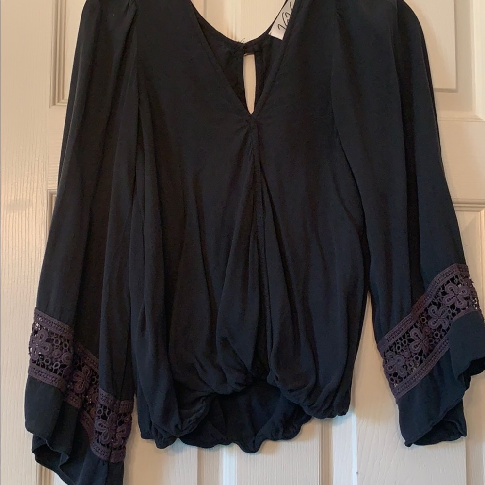 Women’s top XS black Vava by Joy Han